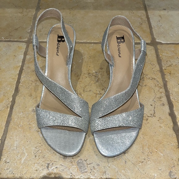 COPY - Silver heels 8M 👠 - Picture 3 of 3